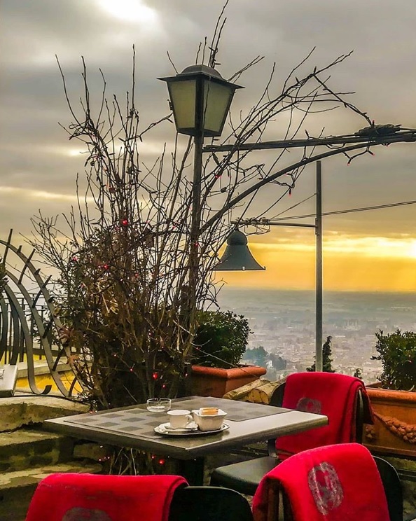 Che ne dite di un caffè? – Lory Todeschini