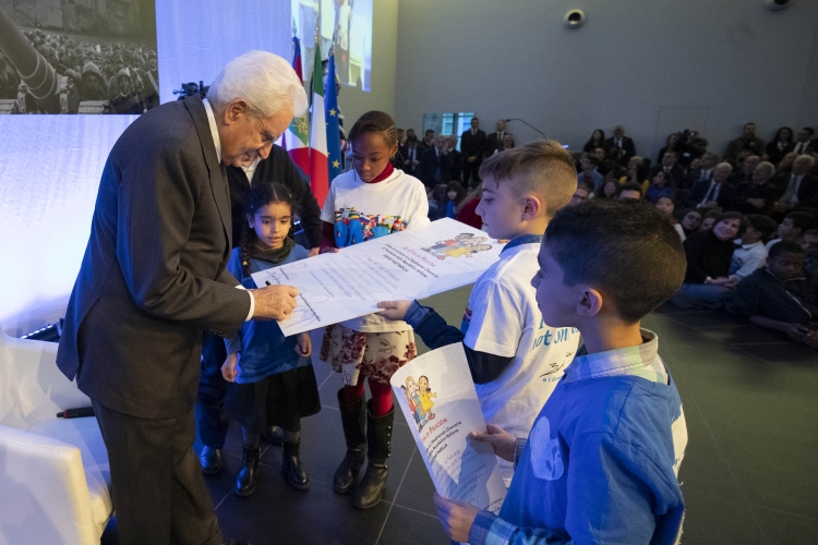 Il filo che unisce Bergamo e Felicizia, cioè la città citata da Mattarella