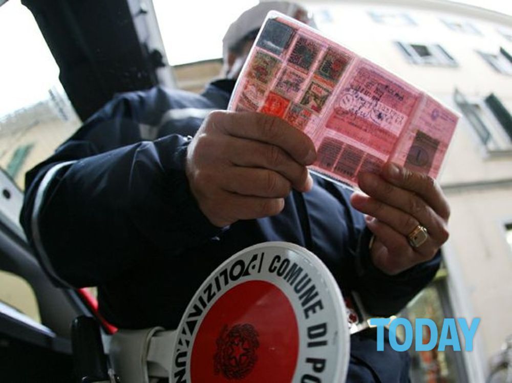 Faceva l’autotrasportatore da anni ma senza avere alcuna patente