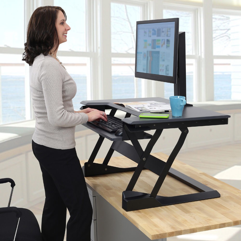 La postazione di lavoro sit-stand che favorisce il movimento