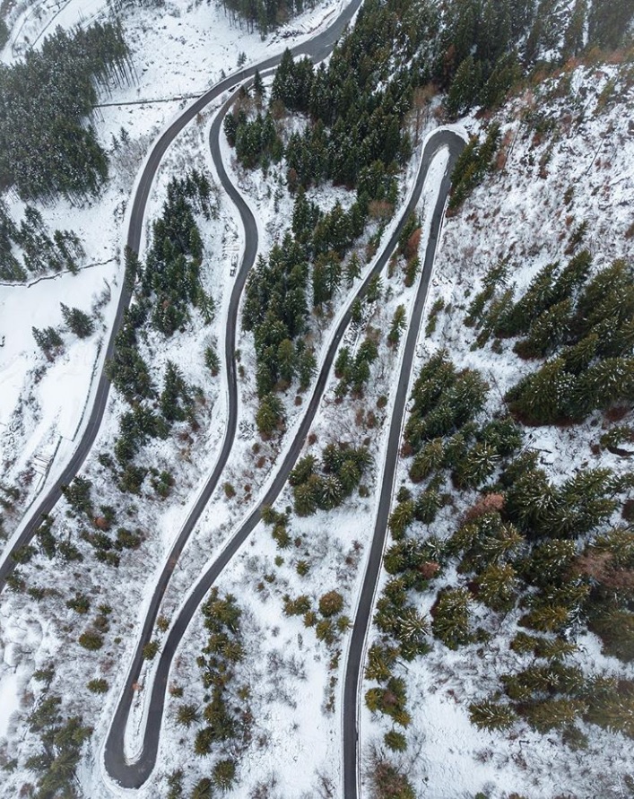 Questione di curve (Valcanale) – Valeria Fiorillo