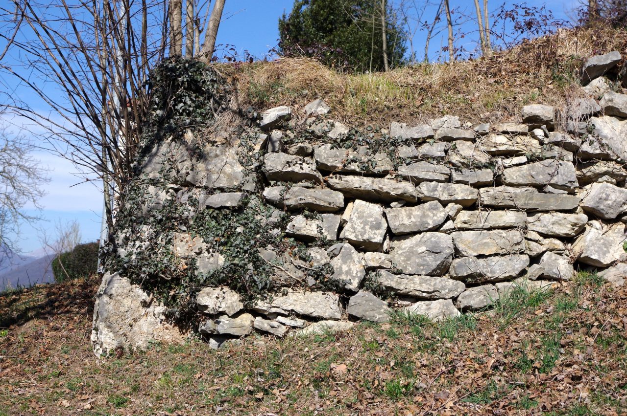 Storie e leggende delle nostre valli Le mura del gigante di Ca’ Marta