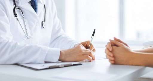 Al via il voto per il rinnovo dell’Ordine dei Medici di Bergamo: Fenaroli sfida Marinoni