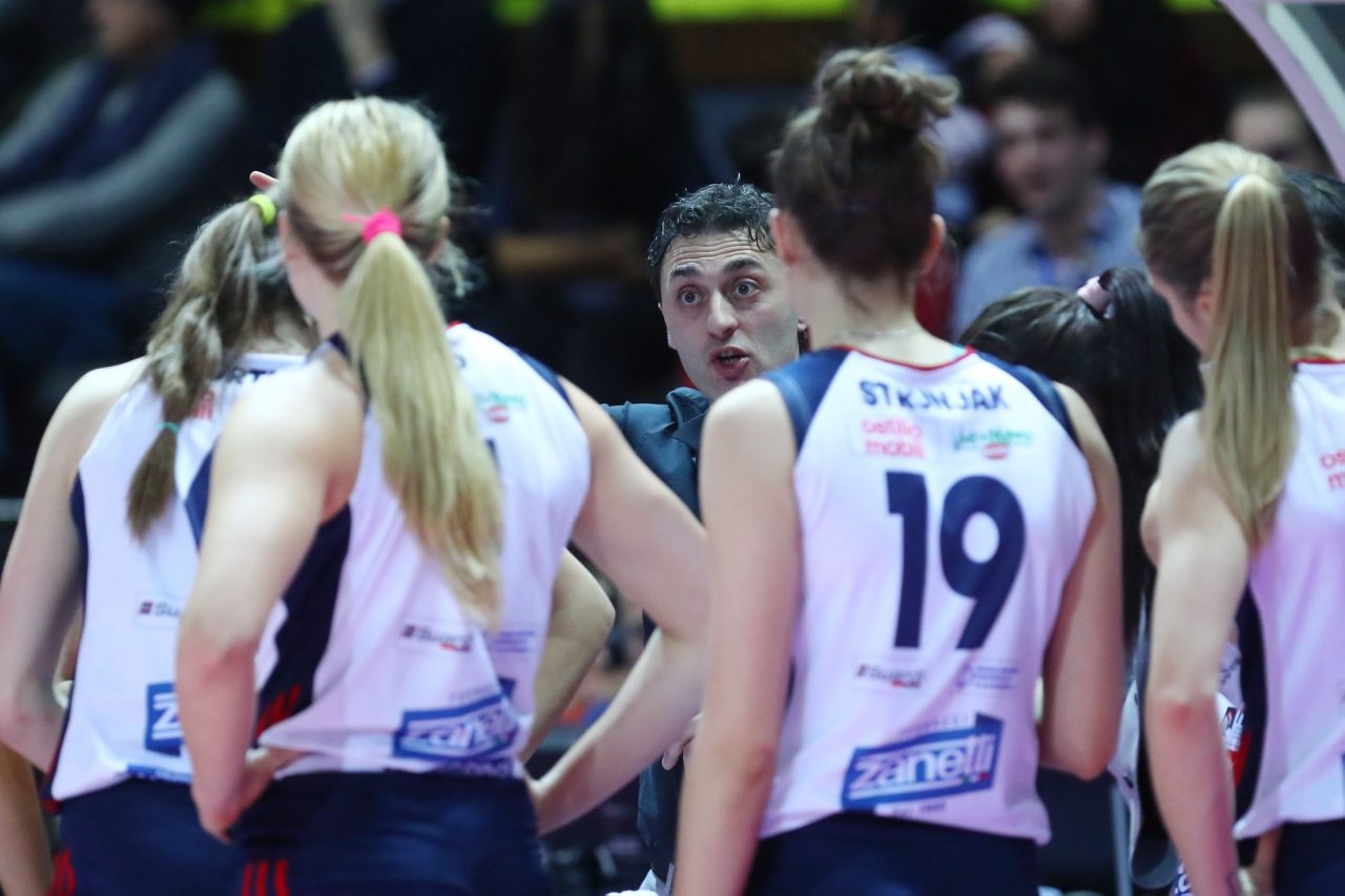 Zanetti, (quasi) addio ai playoff Cade l’Olimpia, ma non fa male