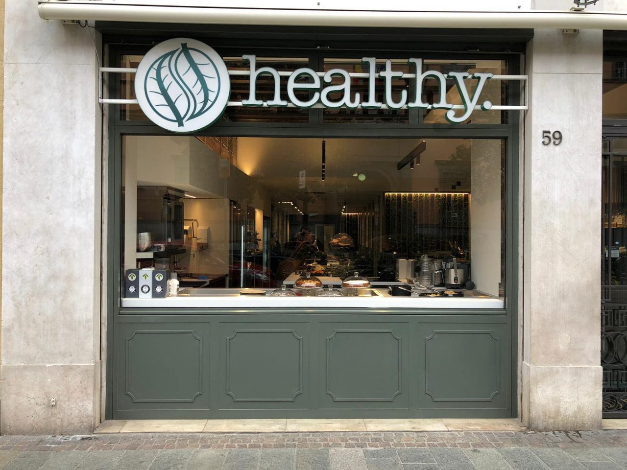 Healthy, mangiare sano e buono I Carlotti si prendono via Tasso