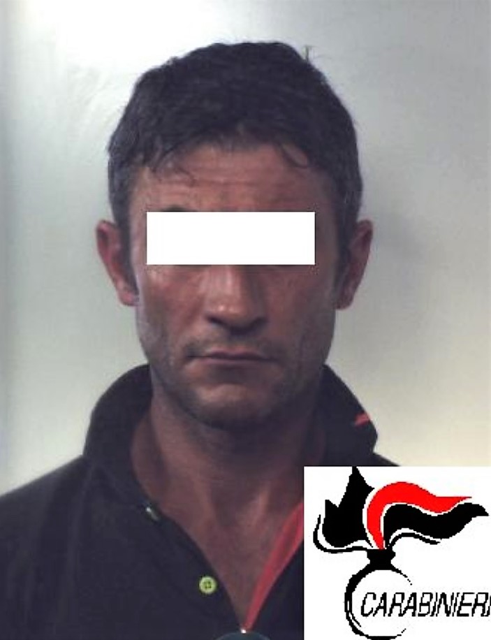 Spari, minacce e incendi: le follie del 37enne di Osio Sotto arrestato