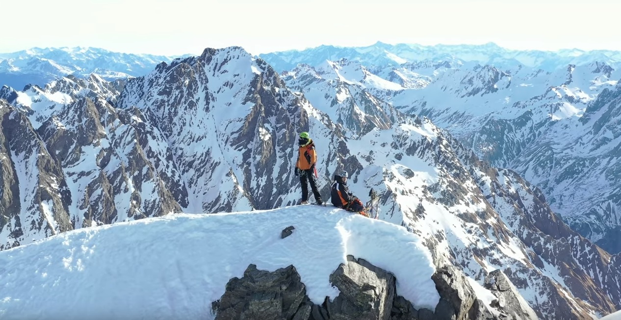 In volo con il drone a tremila metri Video mozzafiato sul Pizzo Redorta