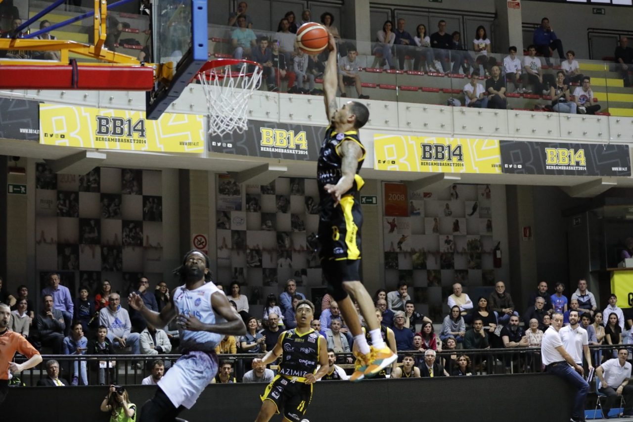 Il punto sul basket bergamasco Punti pesanti per BB14 e Treviglio