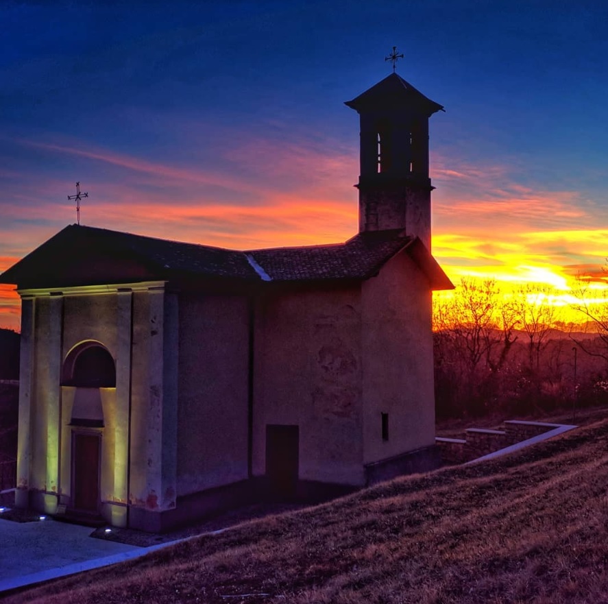 Tramonto ad Aviatico (chiesa di San Rocco) – Diego Carrara