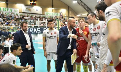 L’Olimpia lotta ma cede a Cantù Ci si gioca la finale giovedì in casa