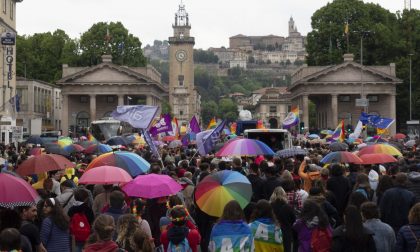 L'album del Bergamo Pride 2019 Sorrisi e colori sotto un cielo grigio