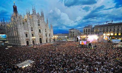 Che bello il concerto di Radio Italia andato in scena in Piazza Duomo