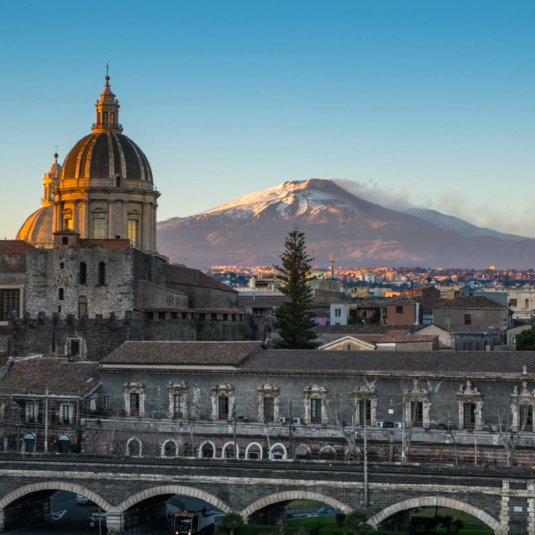 Posti fantastici e dove trovarli Il fascino decadente di Catania