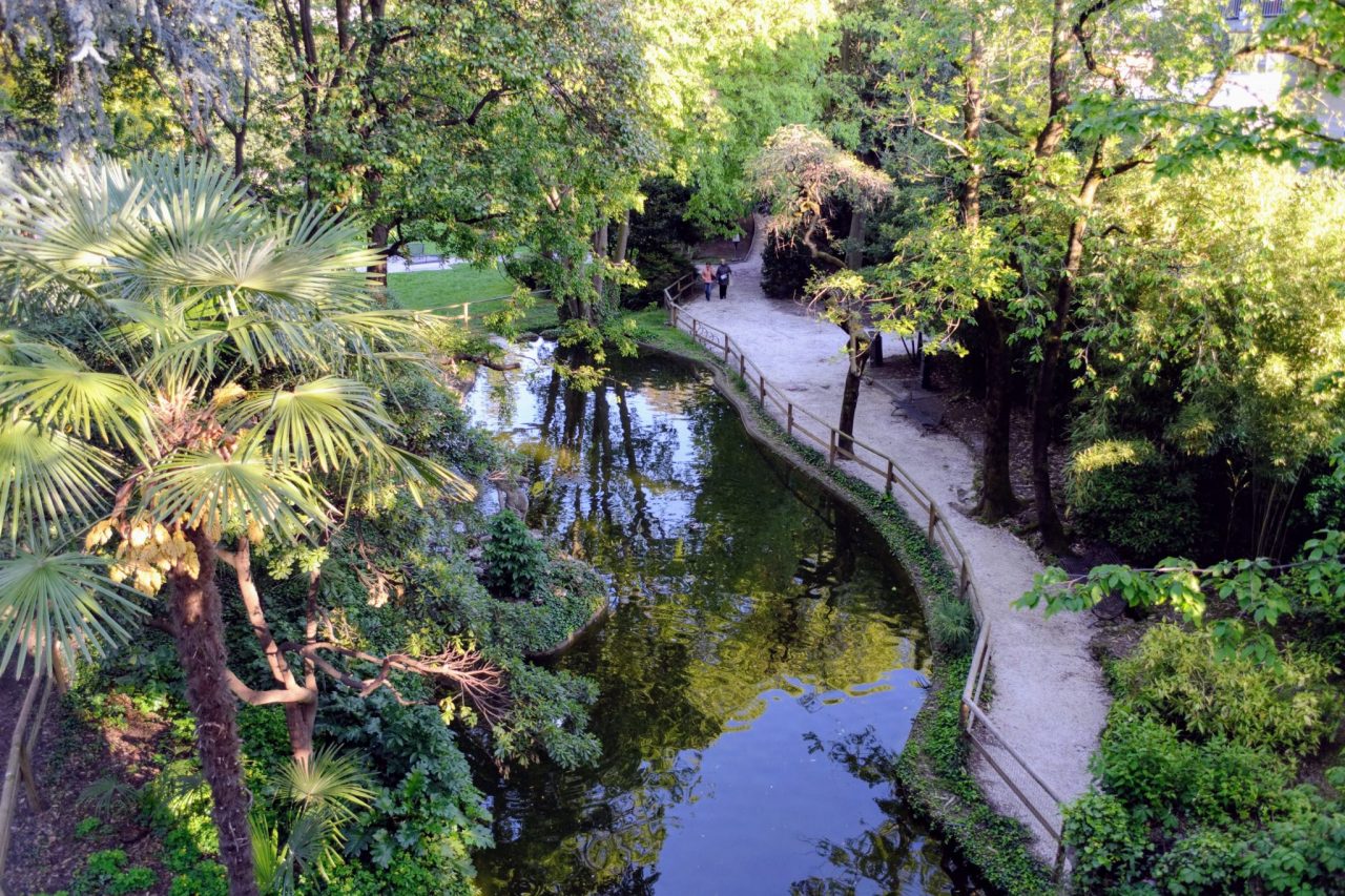 Palazzo Frizzoni allestisce cinque aule studio nei parchi e nei giardini della città