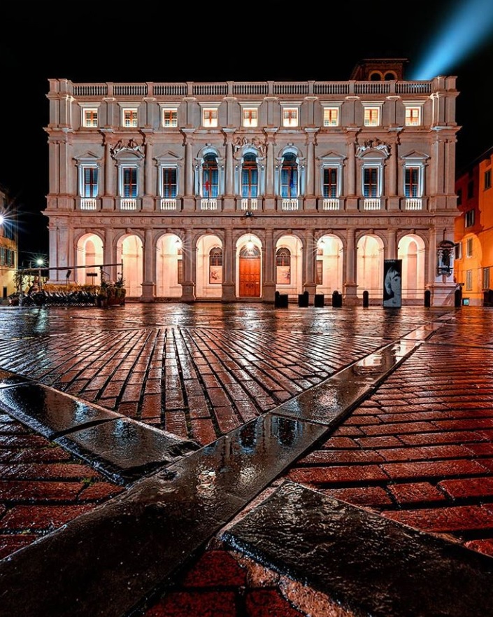 Tutti i colori di Piazza Vecchia – Andrea Pellegrini
