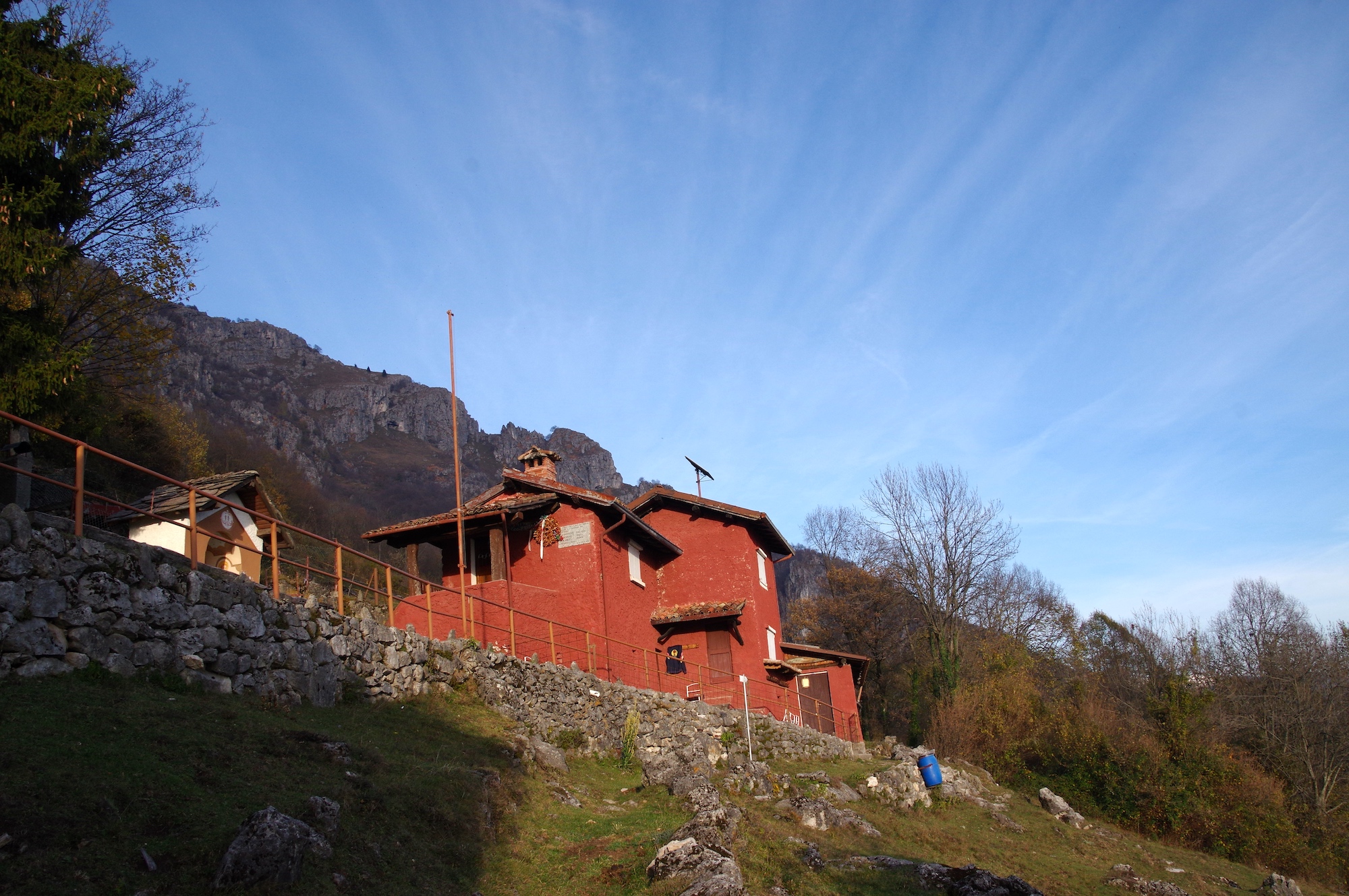 Il borgo di Cantiglio