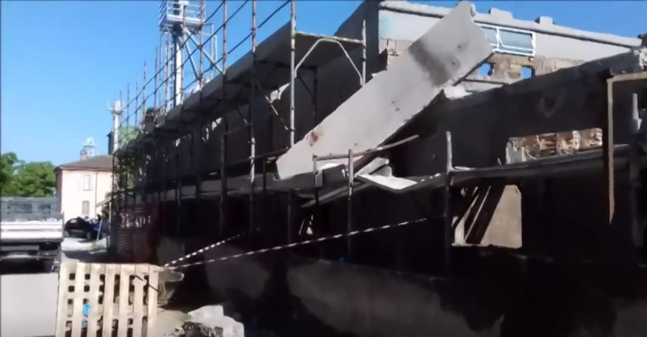 Travolto da un blocco di cemento muore sul lavoro il Primo Maggio