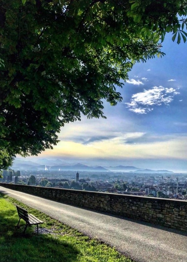 Sprazzi di sole dalle Mura – Juli