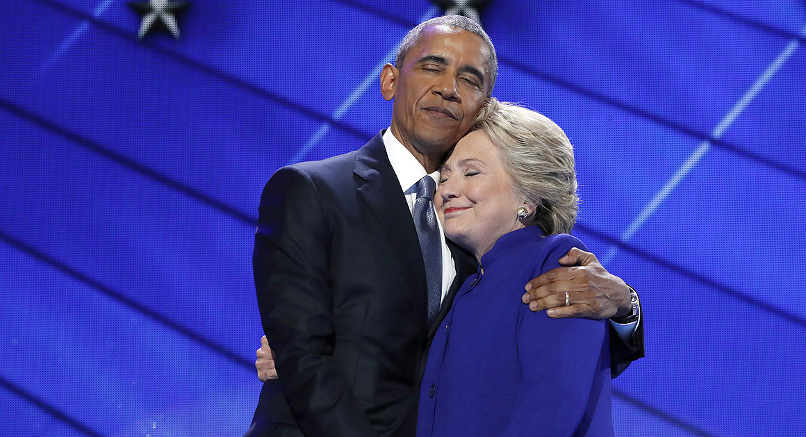 Cinque notizie che non lo erano Obama, la Clinton e i loro tweet