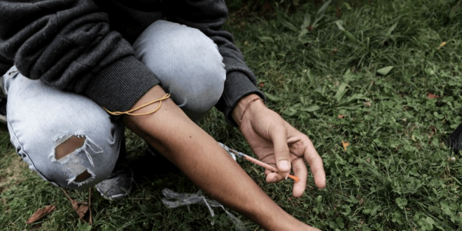 Il drammatico ritorno dell’eroina (c’entrano anche i farmaci oppiodi)