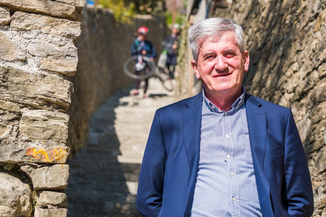 L’assessore Marco Brembilla inaugura il Parking Fara e se ne va: «Ho dato tutto»
