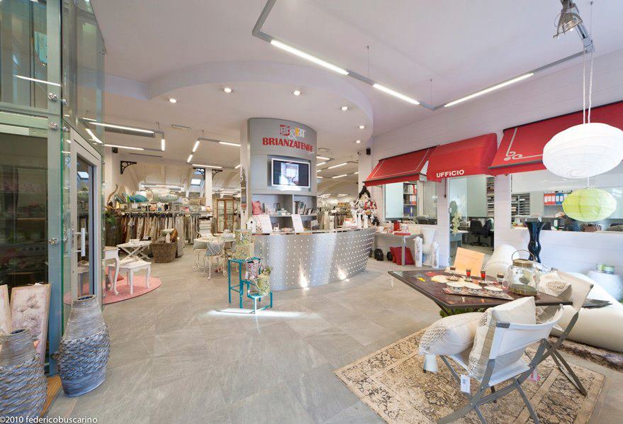 Monza, lo showroom Brianzatende