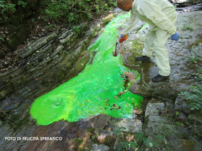 Acqua colorata? Niente paura Sono i test del Progetto Grigna