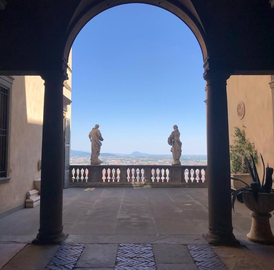 Una porta sulla bellezza – Luca Ferrari