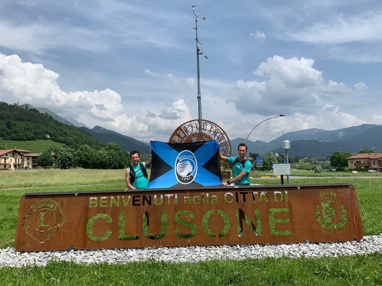 Marco e Matteo, 56 km in 10 ore per festeggiare l’impresa della Dea
