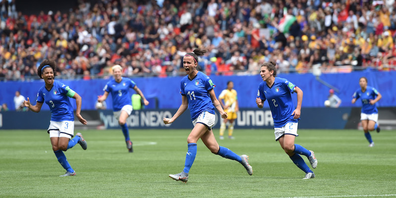 Tre ragioni extra-calcistiche del successo del calcio femminile
