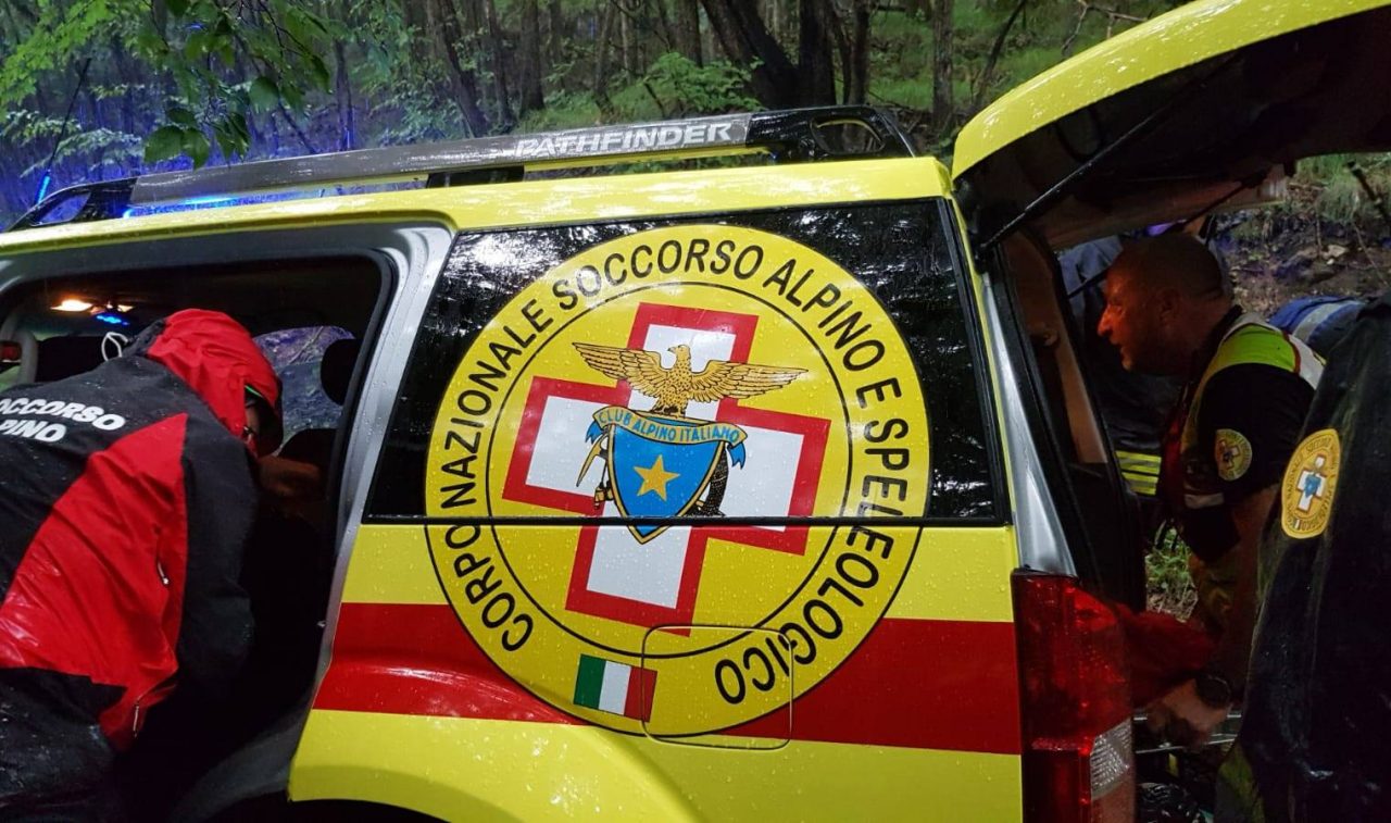 Coppia di bergamaschi perde l’orientamento sul monte Ubione: recuperati