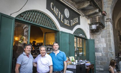 Le grandi firme e le belle storie del Caffè del Tasso, un’istituzione