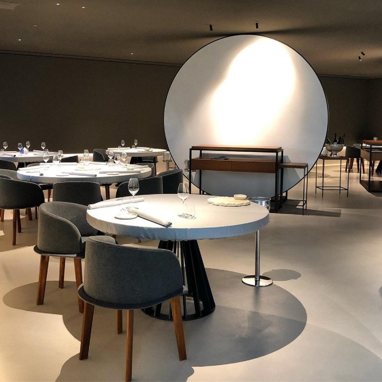 Il nuovo ristorante di Agnelli: Bolle tra le pentole degli chef