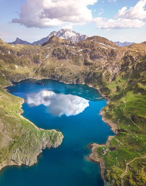 In volo sui Laghi Gemelli – Valeria Fiorillo