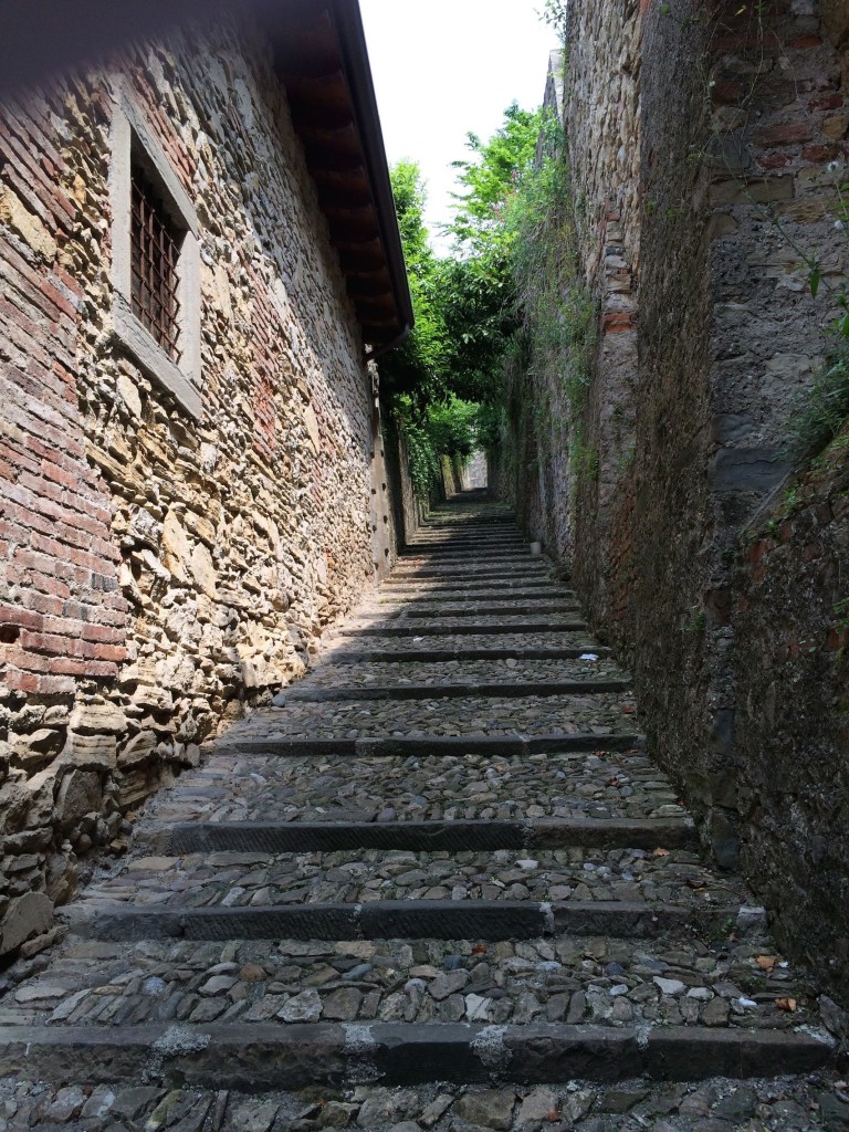 Scaletta-di-Santa-Lucia-Vecchia-768x1024