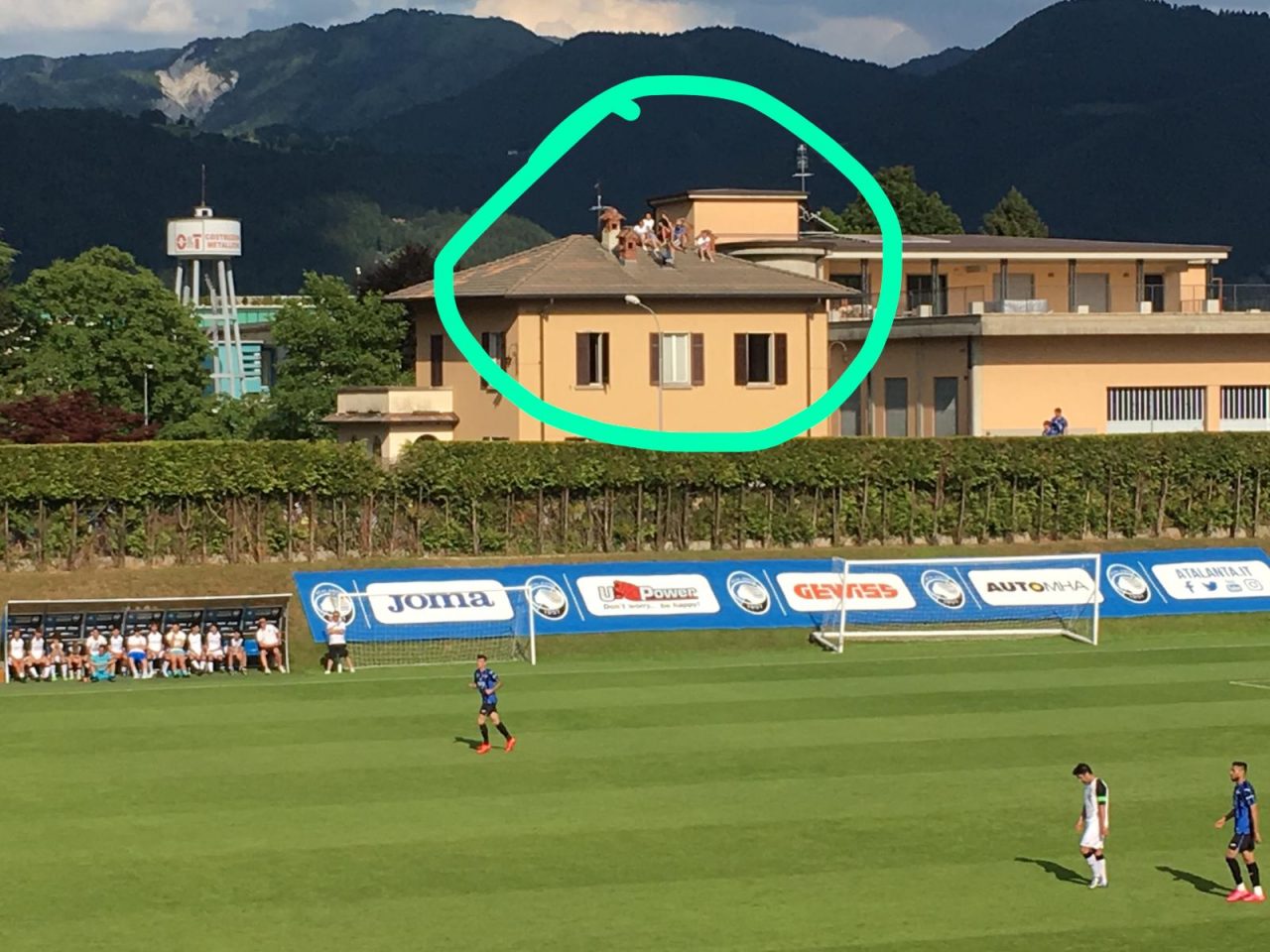 Mamma mia, che voglia di Atalanta! Pure sui tetti per la prima partita