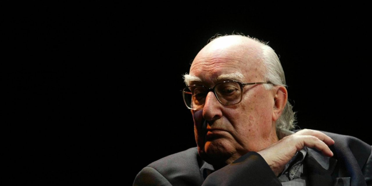 «La felicità è fatta di cose ridicole»