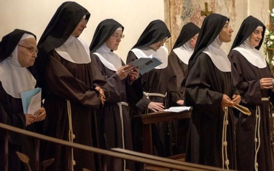 L’urlo dal silenzio della clausura «Trattate i migranti come persone»