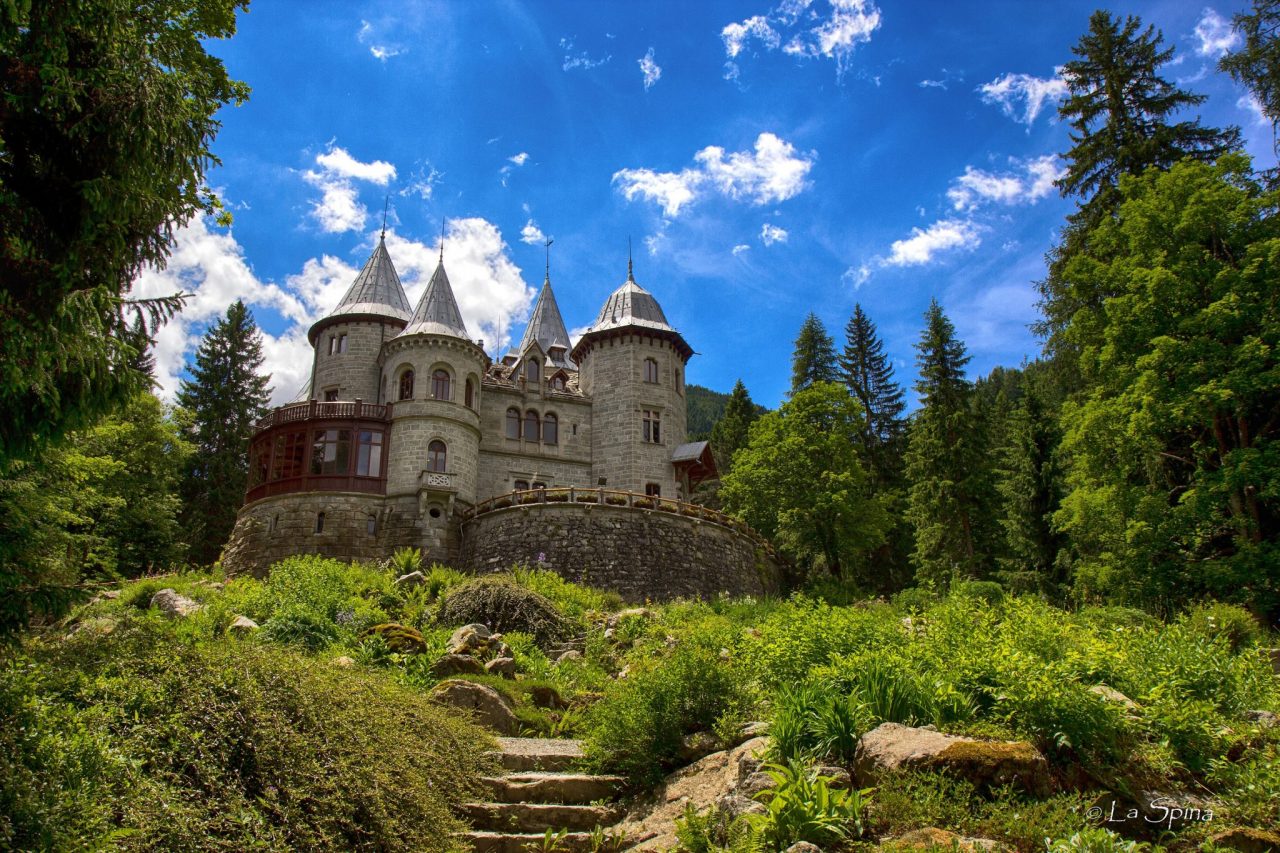 Posti fantastici e dove trovarli Castel Savoia, come in una fiaba