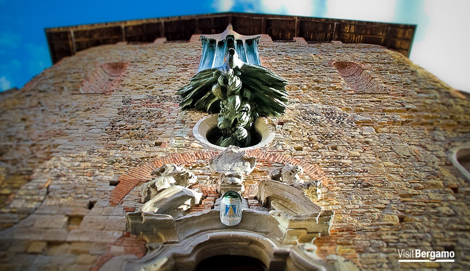 La firma dei Caniana a Bergamo