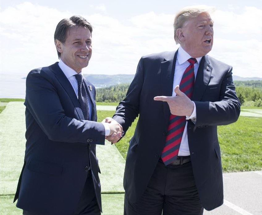 Tra giallo-verde e giallo-rosso c’è di mezzo Giuseppi Conte