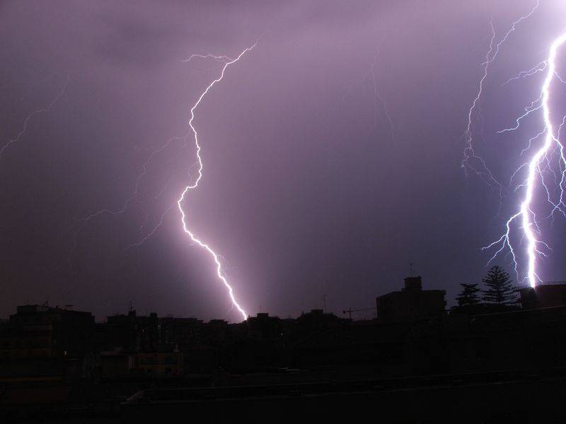 La Bergamasca si prepara all’arrivo di rovesci e temporali, giù le temperature nel weekend