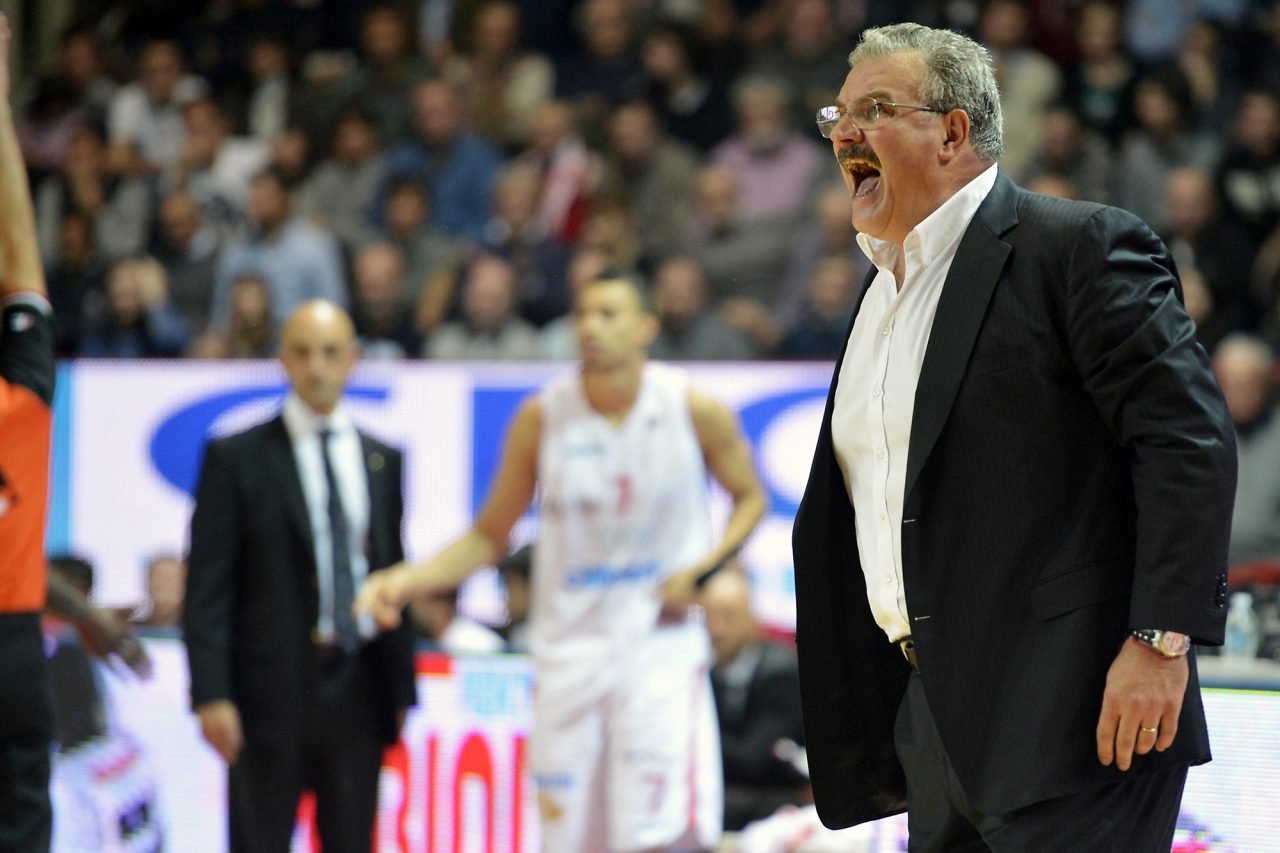 Vola ai Mondiali in Giappone ma lascia a casa suo figlio