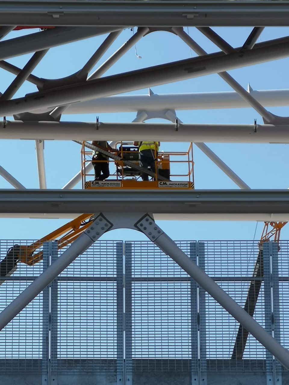 Quelli che il giorno di Ferragosto erano lassù a costruire lo stadio