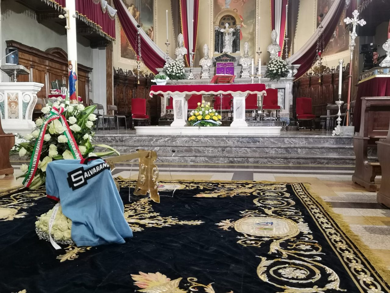 RaiSport, funerali in diretta. Felice nel cuore di tutti