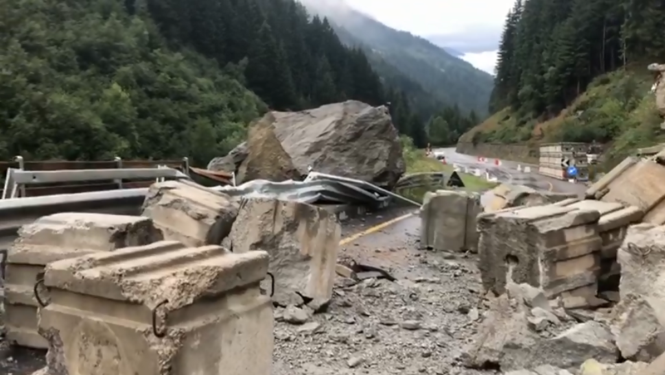 Valfurva isolata per frana «Ora salvate la mia valle»