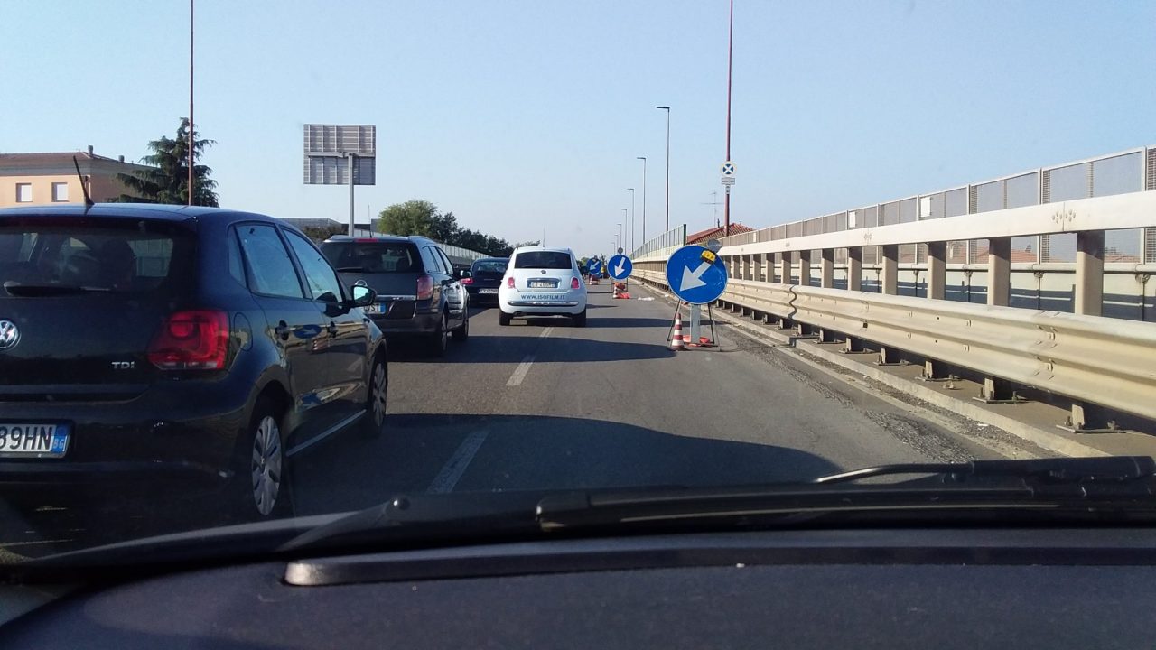 Al via i lavori in notturna sul viadotto di Boccaleone per sostituire i bulloni