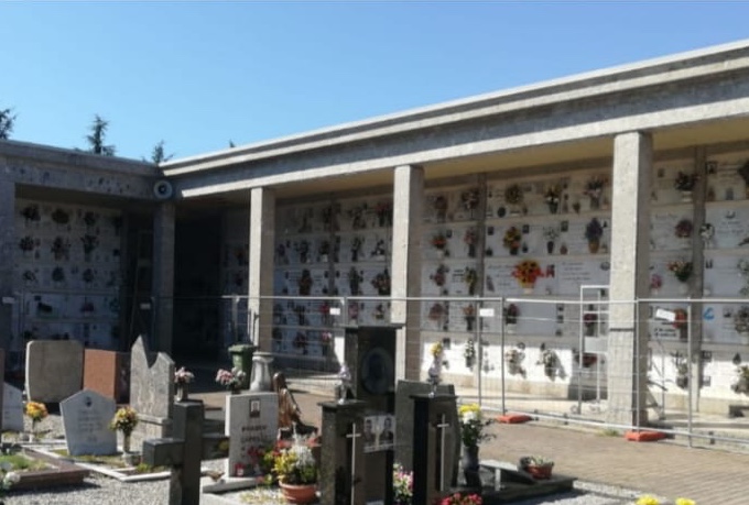 A Osio Sopra si chiede chiarezza su quel che succede al cimitero