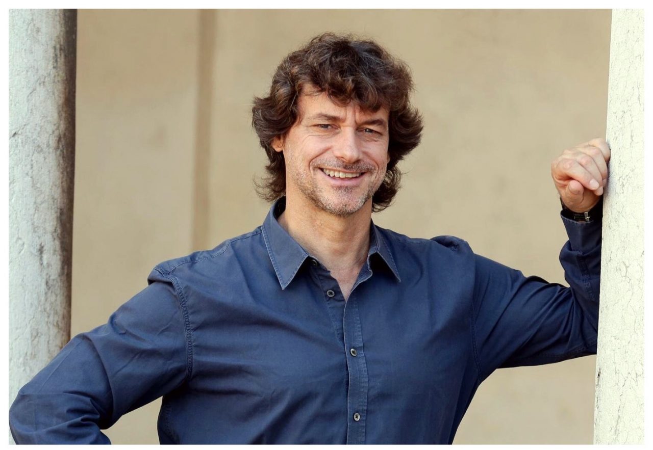 Angela li batte tutti, ma proprio tutti Anche Amici della De Filippi