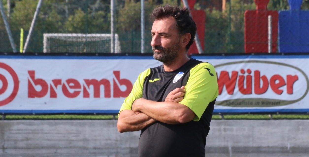 Bosi, tecnico dell’U17 nerazzurra che è capace solo di vincere